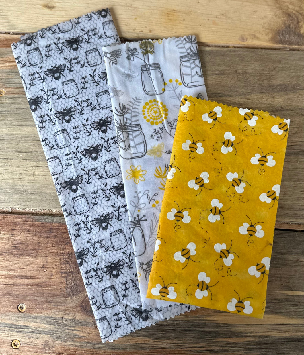 Set of 3 Bee Pattern Bees Wax Wraps